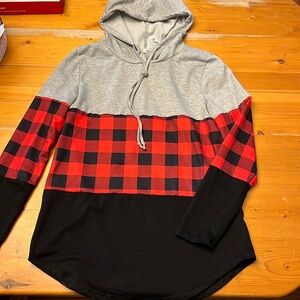 DONATING SOON!!  Ladies pullover